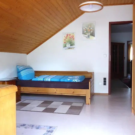 Einfaches Haus Direkt In